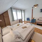 Διαμέρισμα In 35286 *